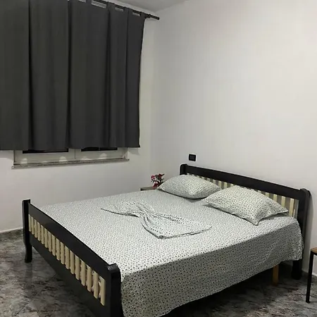 Tirana Apartment Apartamento Tirana