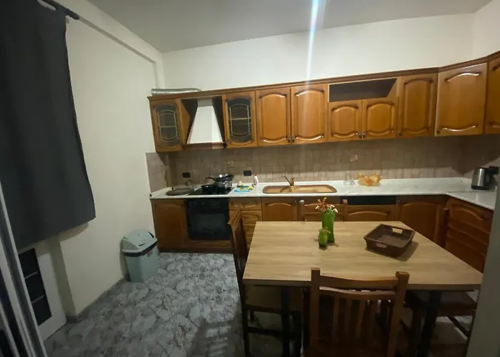 公寓 Tirana Apartment 地拉那